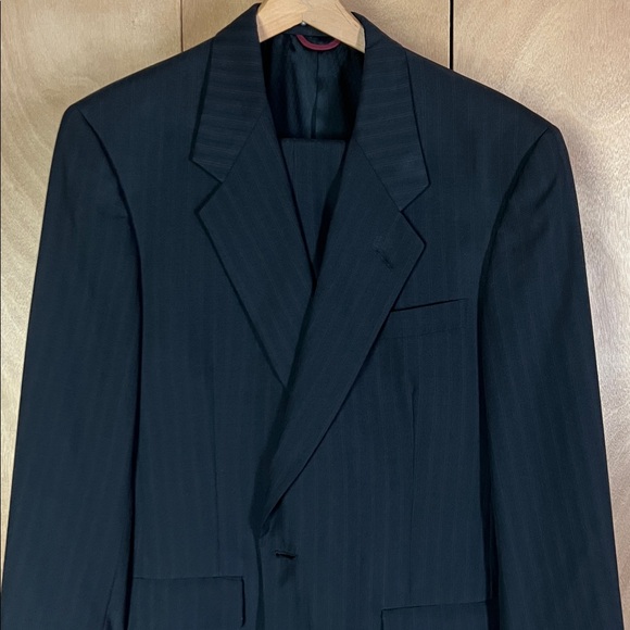 Hart Schaffner Marx Classic 2 pc Suit